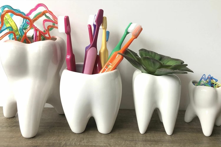 خصوصیات هدیه تبلیغاتی روز دندانپزشک